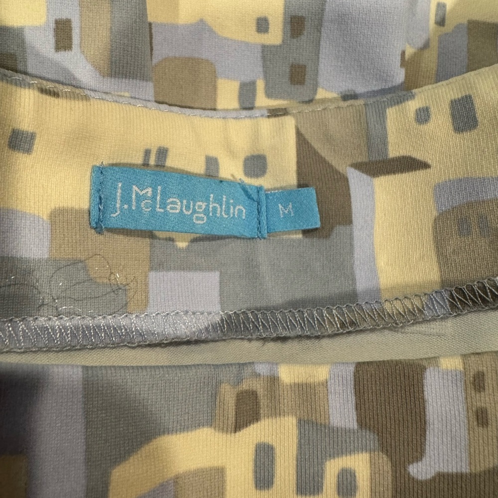 J. McLaughlin Women's Pueblo house Patterned Top. Sz Medium - Picture 7 of 9